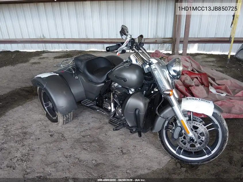 2018 Harley-Davidson Flrt Free Wheeler VIN: 1HD1MCC13JB850725 Lot: 45003800