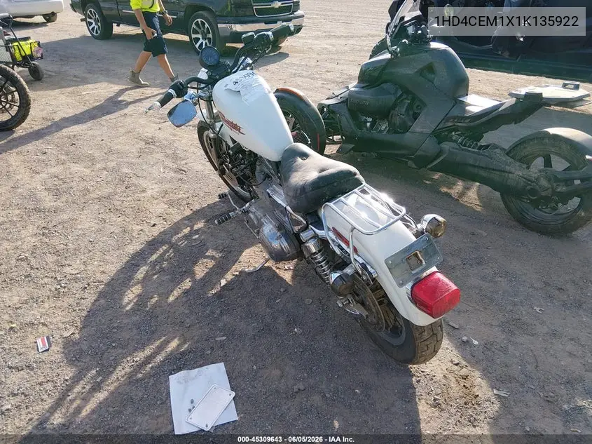 2001 Harley-Davidson Xl883 Hugger VIN: 1HD4CEM1X1K135922 Lot: 45309643