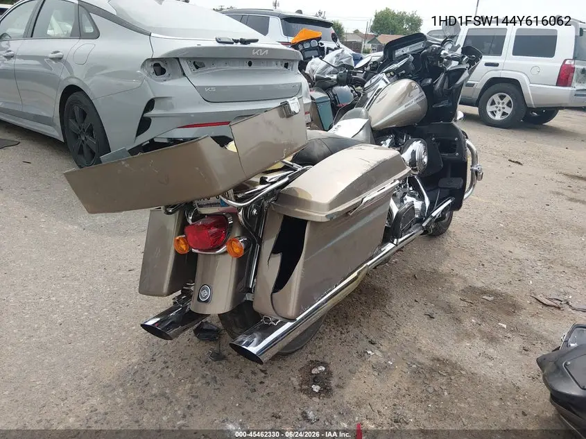 2004 Harley-Davidson Fltri VIN: 1HD1FSW144Y616062 Lot: 45462330