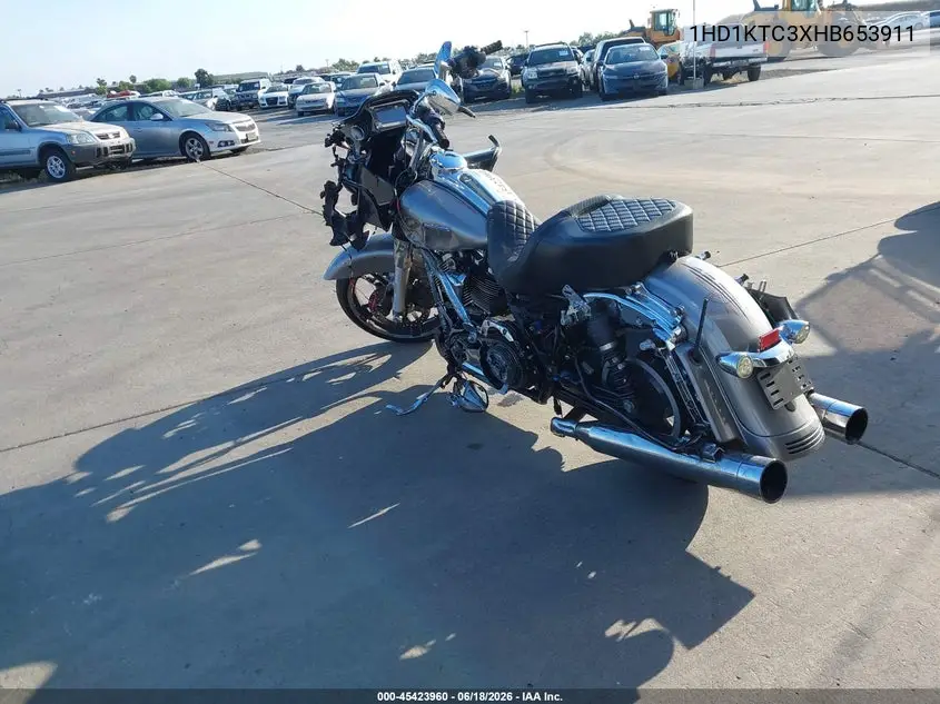 2017 Harley-Davidson Fltrxs Road Glide Special VIN: 1HD1KTC3XHB653911 Lot: 45423960