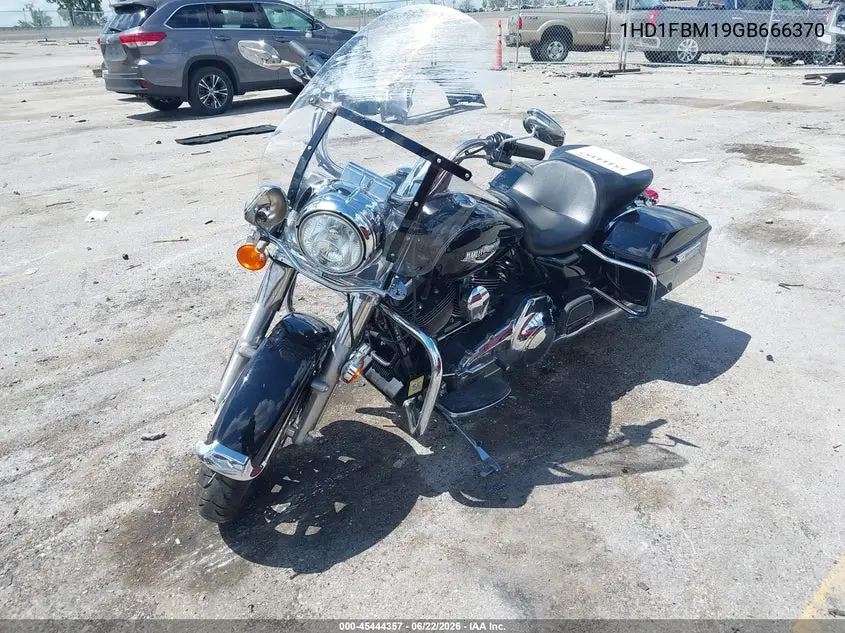 2016 Harley-Davidson Flhr Road King VIN: 1HD1FBM19GB666370 Lot: 45444357