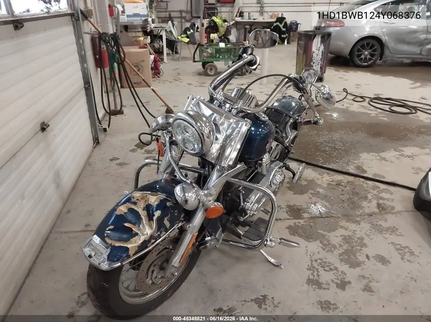 2004 Harley-Davidson Flstci VIN: 1HD1BWB124Y068376 Lot: 45348821