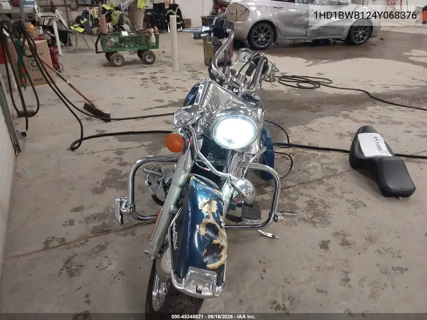 2004 Harley-Davidson Flstci VIN: 1HD1BWB124Y068376 Lot: 45348821