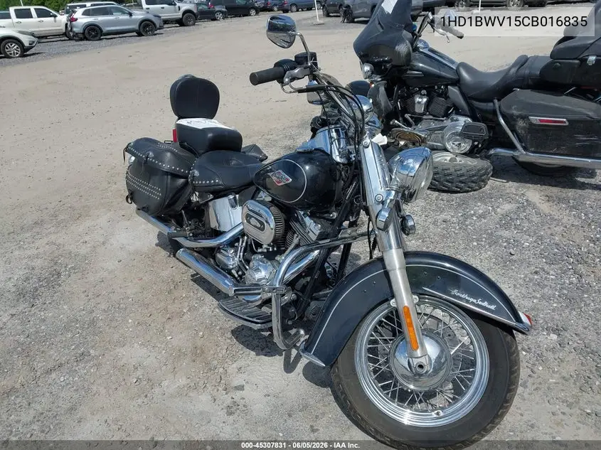 2012 Harley-Davidson Flstc Heritage Softail Classic VIN: 1HD1BWV15CB016835 Lot: 45307831