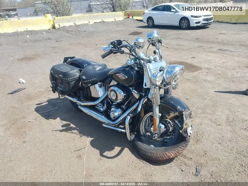 2013 Harley-Davidson Flstc Heritage Softail Classic VIN: 1HD1BWV17DB047778 Lot: 44800181