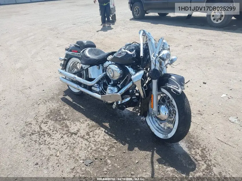 2013 Harley-Davidson Flstn Softail Deluxe VIN: 1HD1JDV17DB025299 Lot: 44850760
