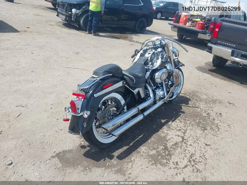 2013 Harley-Davidson Flstn Softail Deluxe VIN: 1HD1JDV17DB025299 Lot: 44850760