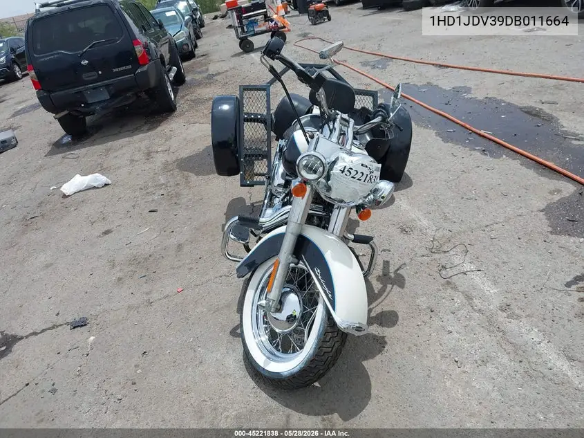 2013 Harley-Davidson Flstn Softail Deluxe VIN: 1HD1JDV39DB011664 Lot: 45221838