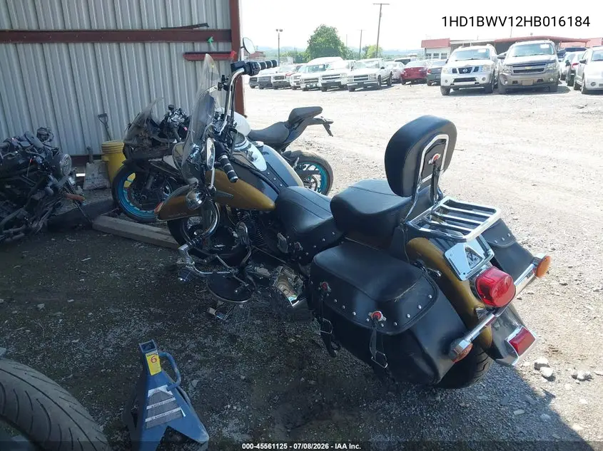 2017 Harley-Davidson Flstc Heritage Softail Classic VIN: 1HD1BWV12HB016184 Lot: 45561125