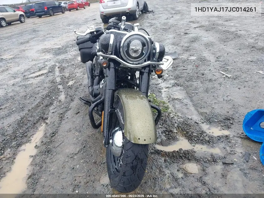 2018 Harley-Davidson Flhc Heritage Classic VIN: 1HD1YAJ17JC014261 Lot: 45457366