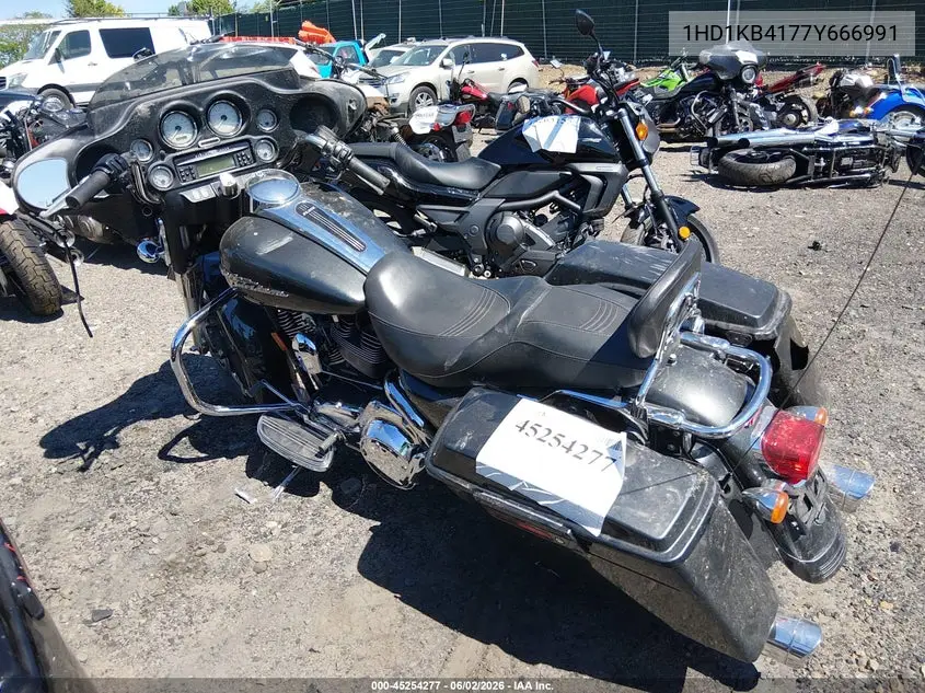 2007 Harley-Davidson Flhx VIN: 1HD1KB4177Y666991 Lot: 45254277