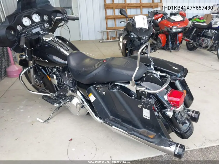 2007 Harley-Davidson Flhx VIN: 1HD1KB41X7Y657430 Lot: 45352710
