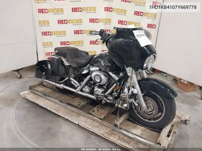 2007 Harley-Davidson Flhx VIN: 1HD1KB4107Y669778 Lot: 45429463
