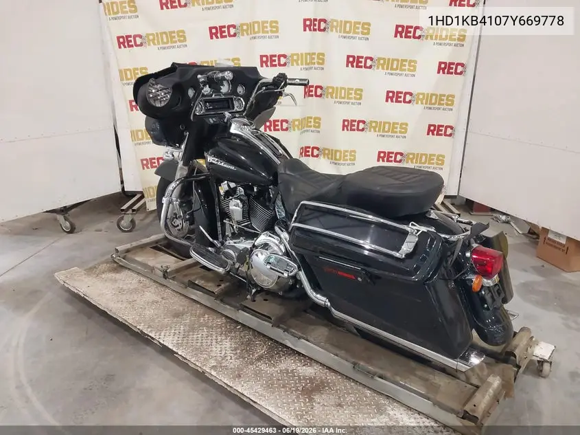 2007 Harley-Davidson Flhx VIN: 1HD1KB4107Y669778 Lot: 45429463