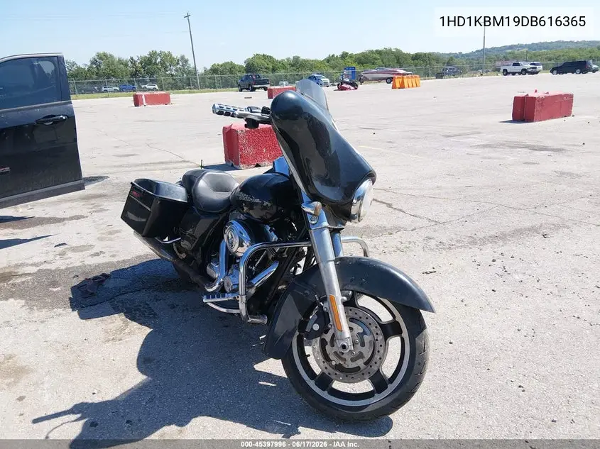 2013 Harley-Davidson Flhx Street Glide VIN: 1HD1KBM19DB616365 Lot: 45397996