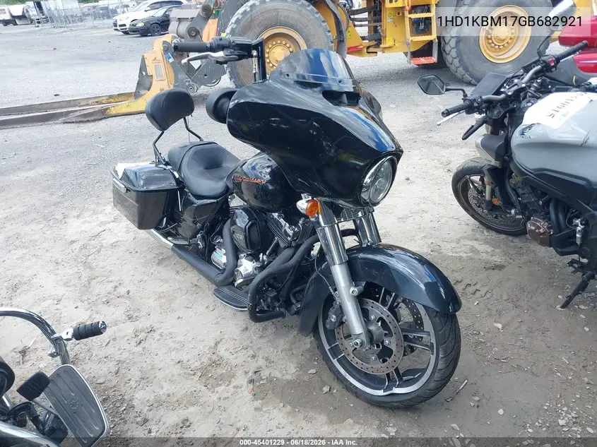 2016 Harley-Davidson Flhx Street Glide VIN: 1HD1KBM17GB682921 Lot: 45401229