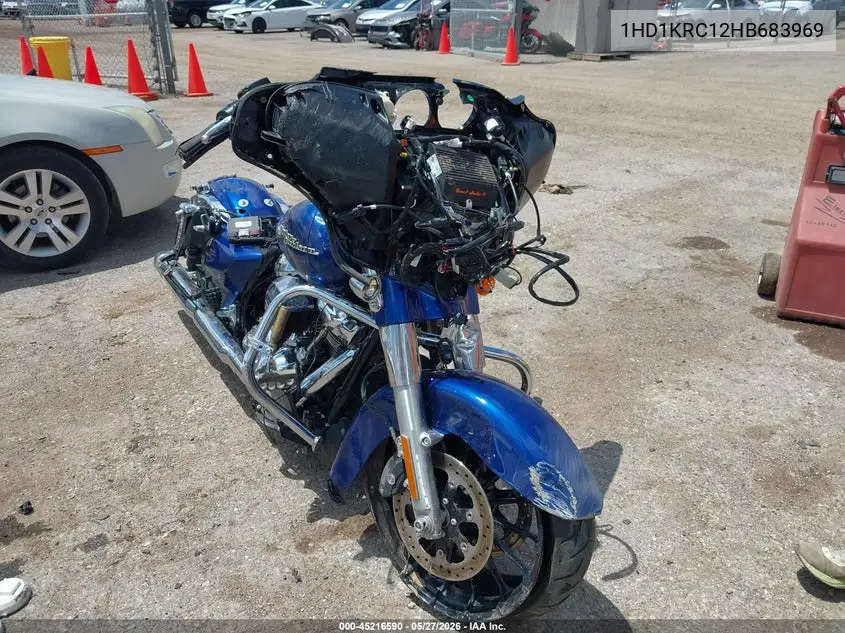 2017 Harley-Davidson Flhxs Street Glide Special VIN: 1HD1KRC12HB683969 Lot: 45216590