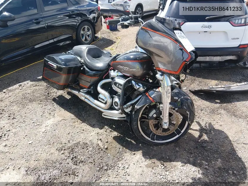 2017 Harley-Davidson Flhxs Street Glide Special VIN: 1HD1KRC35HB641233 Lot: 45325471