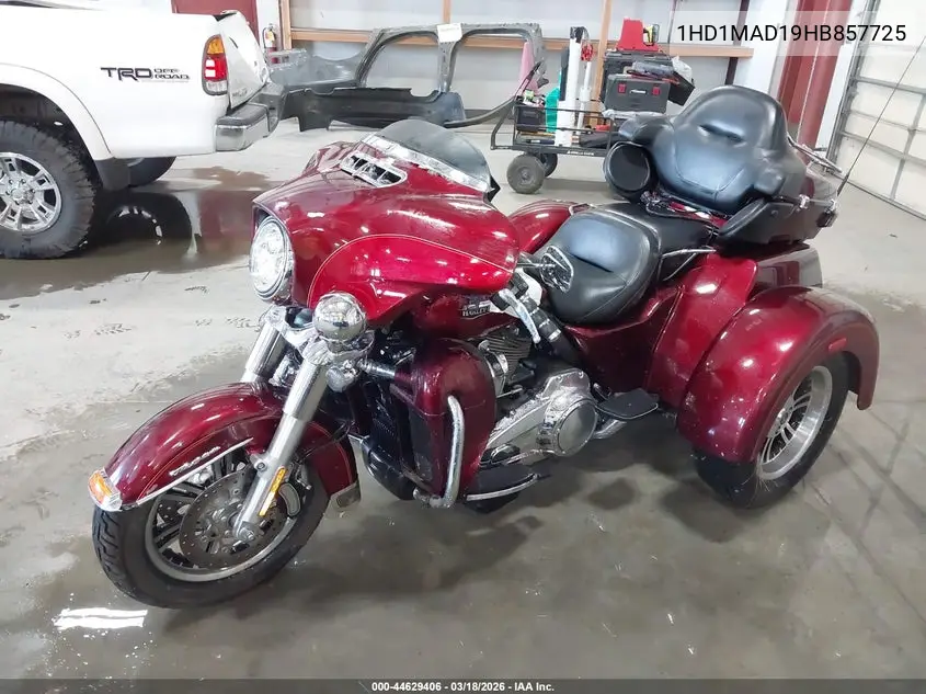 2017 Harley-Davidson Flhtcutg Tri Glide Ultra VIN: 1HD1MAD19HB857725 Lot: 44629406