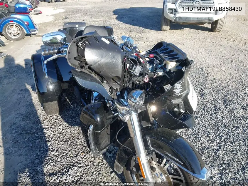 2020 Harley-Davidson Flhtcutg VIN: 1HD1MAF19LB858430 Lot: 45087344