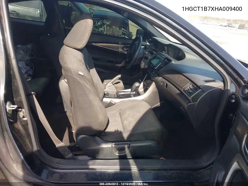 1HGCT1B7XHA009400 2017 Honda Accord Ex