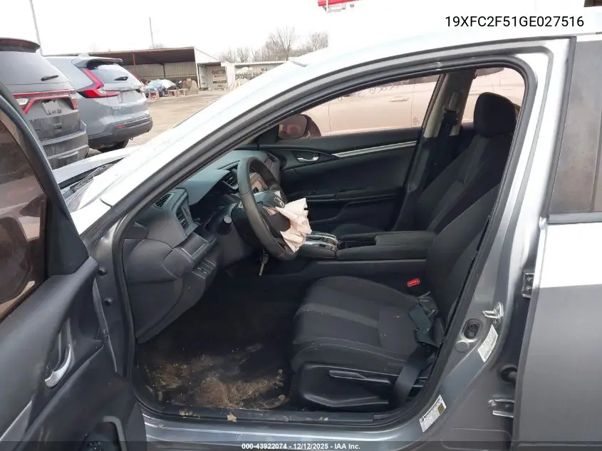 19XFC2F51GE027516 2016 Honda Civic Lx