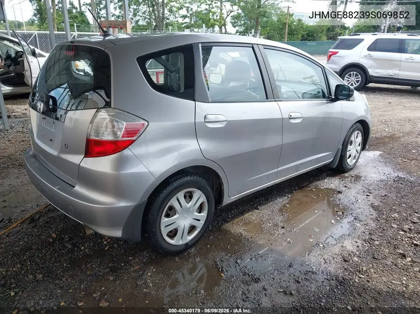 2009 Honda Fit VIN: JHMGE88239S069852 Lot: 45340179