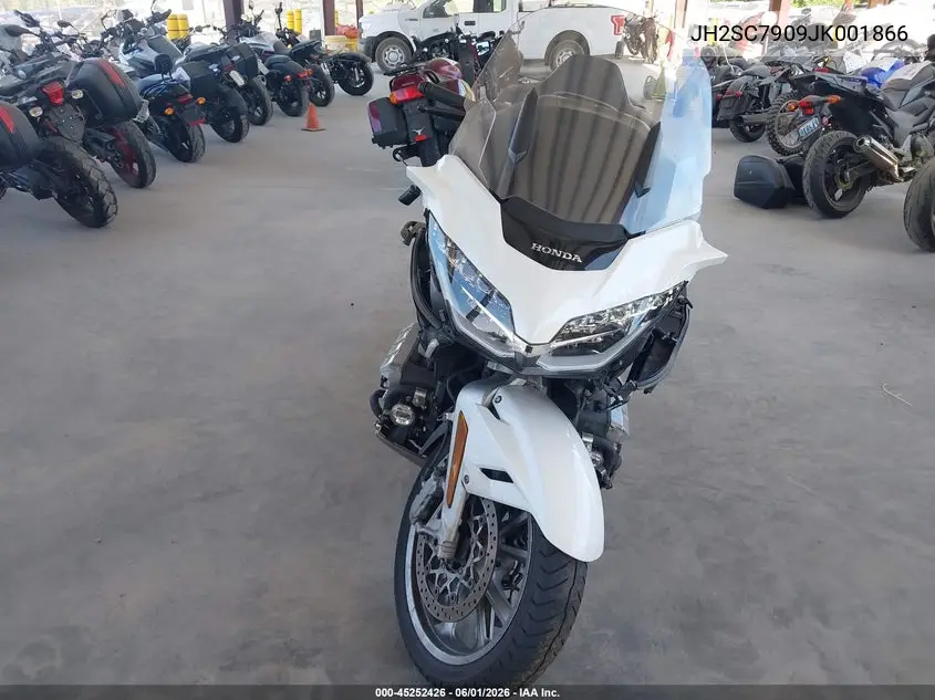 2018 Honda Gl1800 VIN: JH2SC7909JK001866 Lot: 45252426
