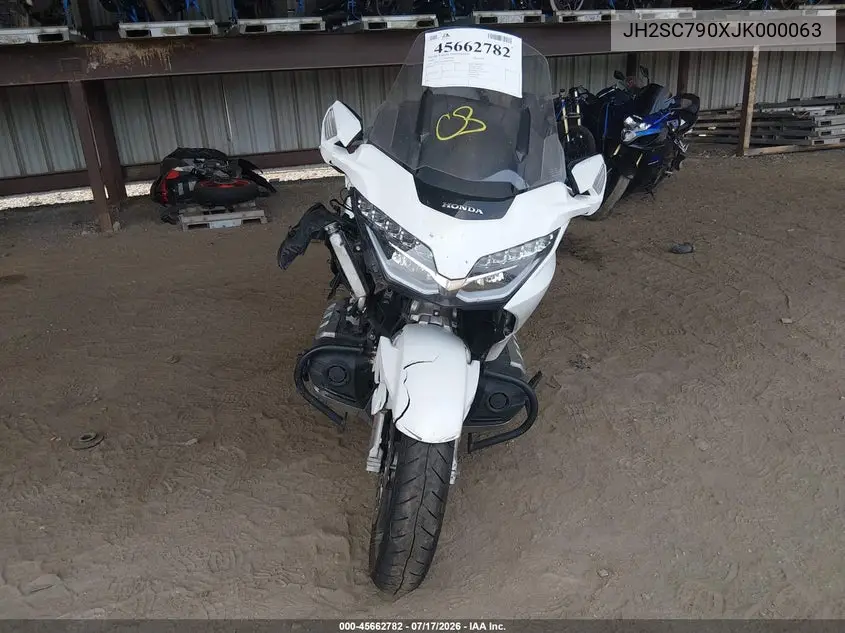 2018 Honda Gl1800 VIN: JH2SC790XJK000063 Lot: 45662782