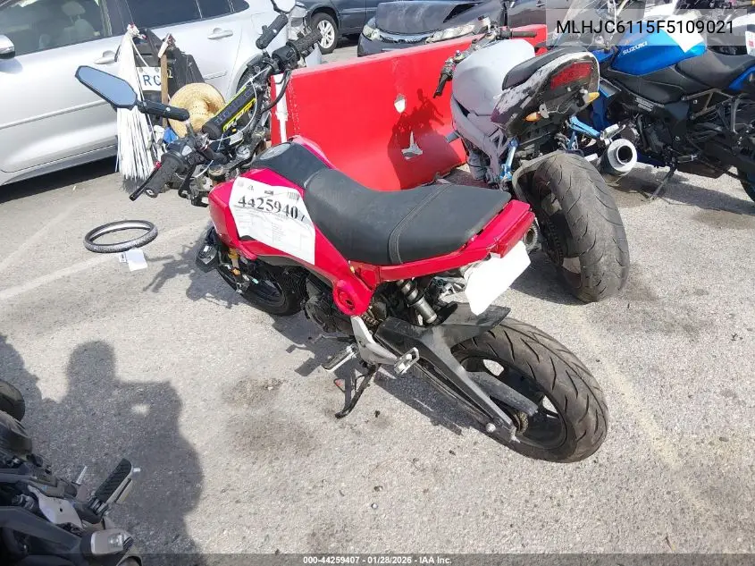 2015 Honda Grom 125 VIN: MLHJC6115F5109021 Lot: 44259407