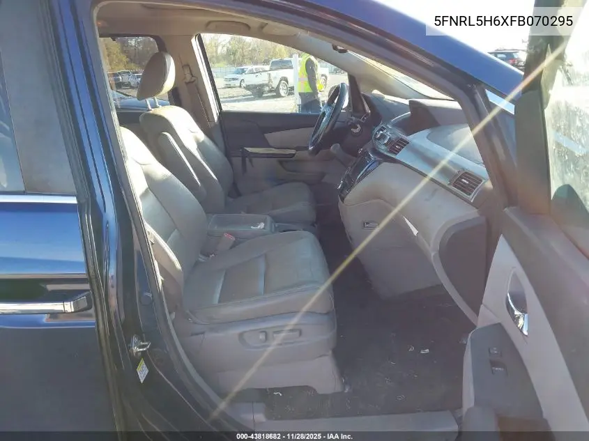 5FNRL5H6XFB070295 2015 Honda Odyssey Ex-L