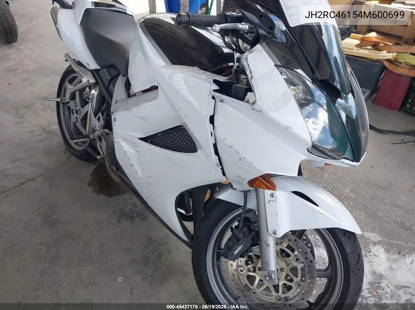 2004 Honda Vfr800 VIN: JH2RC46154M600699 Lot: 45427178