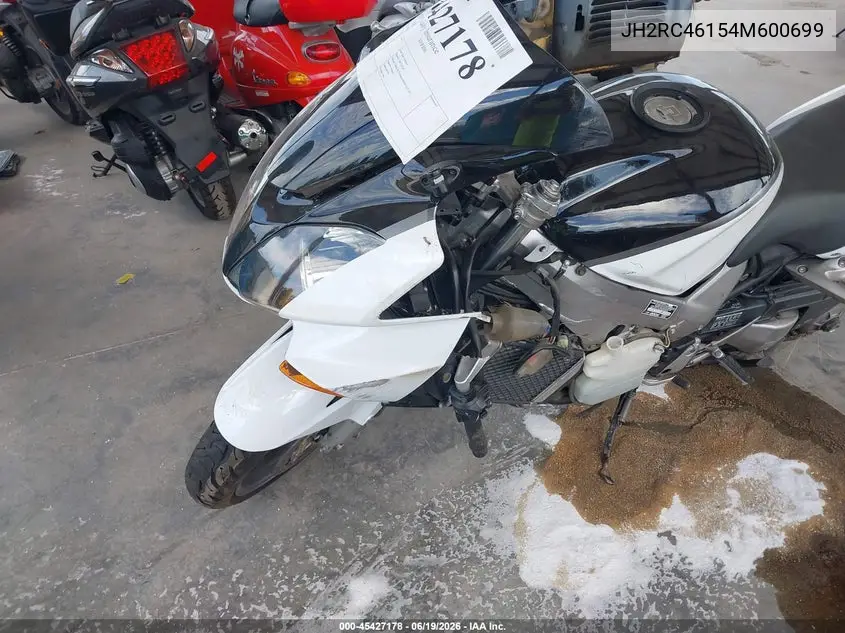 2004 Honda Vfr800 VIN: JH2RC46154M600699 Lot: 45427178