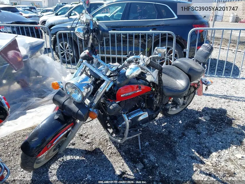2000 Honda Vt1100 C3 VIN: 1HFSC3905YA201747 Lot: 44610175