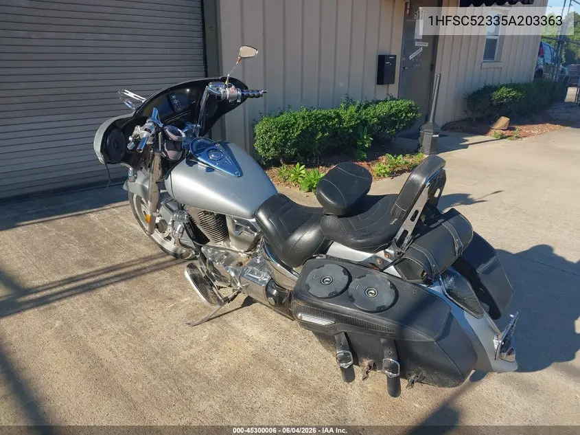 2005 Honda Vtx1300 R VIN: 1HFSC52335A203363 Lot: 45300006