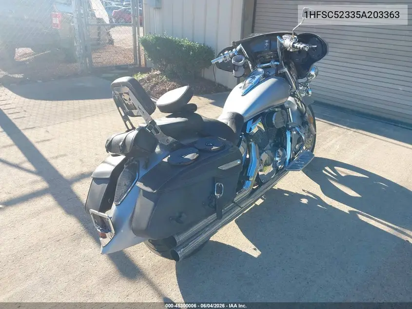 2005 Honda Vtx1300 R VIN: 1HFSC52335A203363 Lot: 45300006