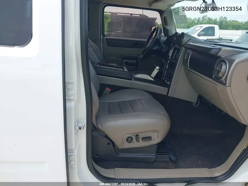 2003 Hummer H2 VIN: 5GRGN23U33H123354 Lot: 45472397