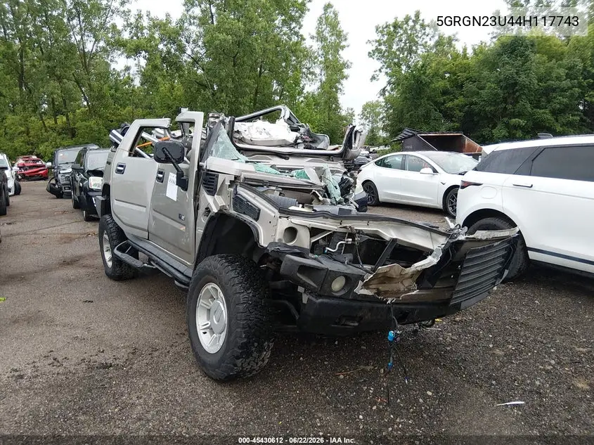 2004 Hummer H2 VIN: 5GRGN23U44H117743 Lot: 45430612