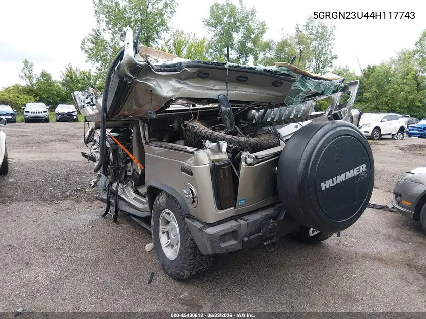 2004 Hummer H2 VIN: 5GRGN23U44H117743 Lot: 45430612