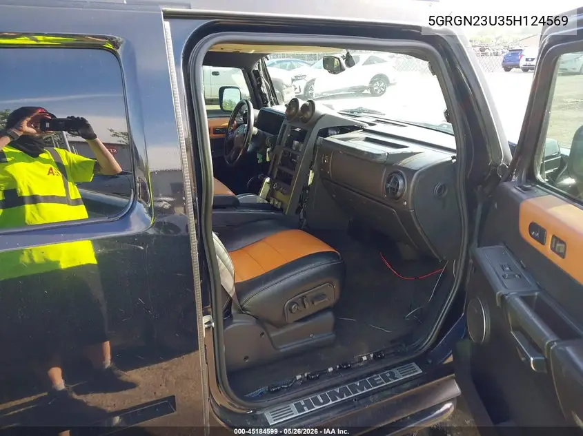 2005 Hummer H2 Suv VIN: 5GRGN23U35H124569 Lot: 45184599