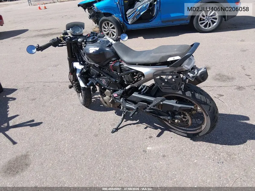 2022 Husqvarna Vitpilen 401/Svartpilen 401 VIN: MD2JUJ406NC206058 Lot: 45545861