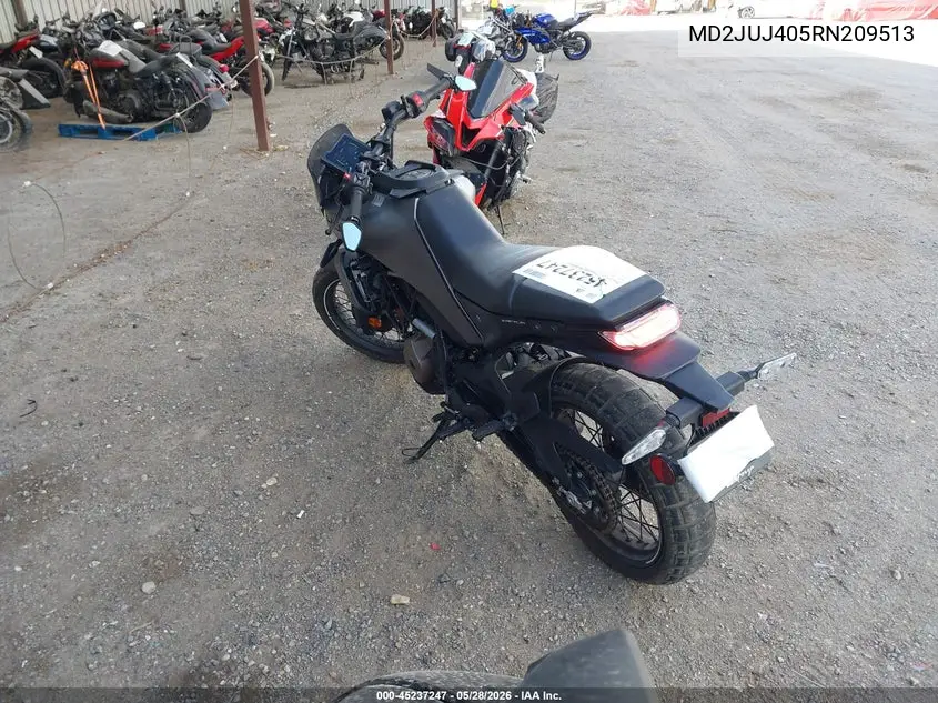 2024 Husqvarna Vitpilen 401/Svartpilen 401 VIN: MD2JUJ405RN209513 Lot: 45237247