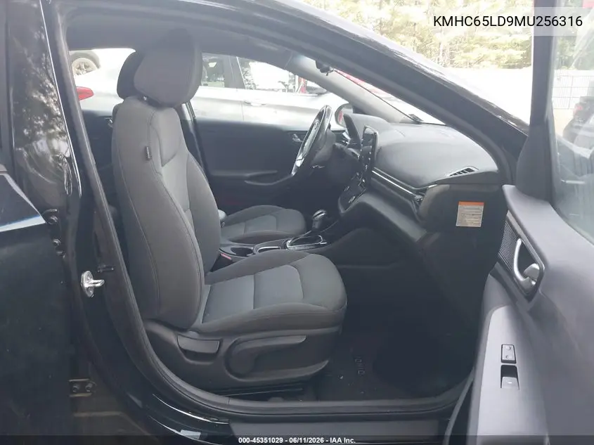 2021 Hyundai Ioniq Plug-In Hybrid Se VIN: KMHC65LD9MU256316 Lot: 45351029