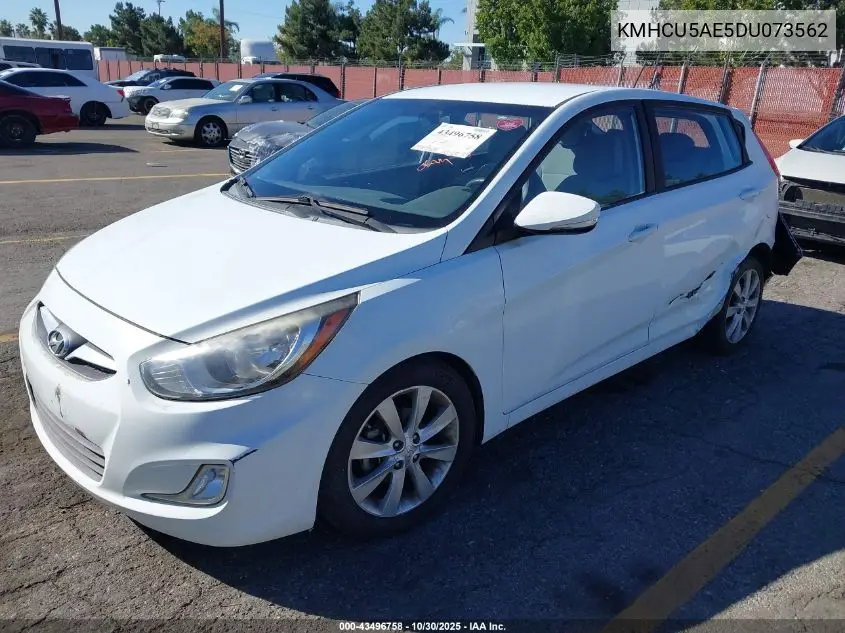 KMHCU5AE5DU073562 2013 Hyundai Accent Se