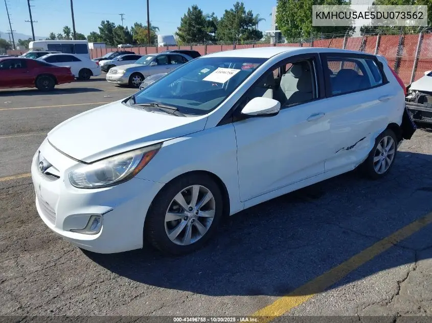 KMHCU5AE5DU073562 2013 Hyundai Accent Se