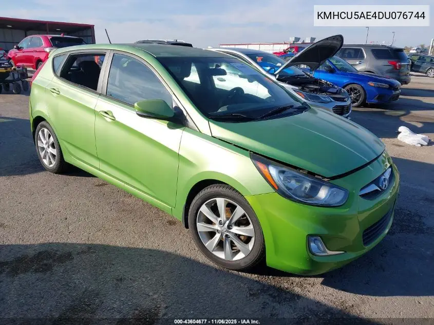 KMHCU5AE4DU076744 2013 Hyundai Accent Se