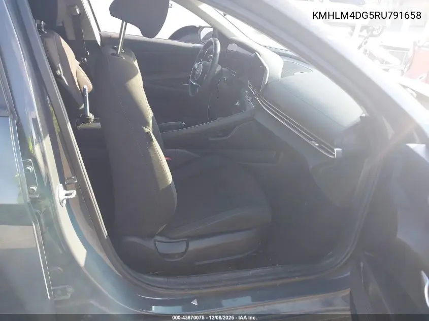KMHLM4DG5RU791658 2024 Hyundai Elantra Sel