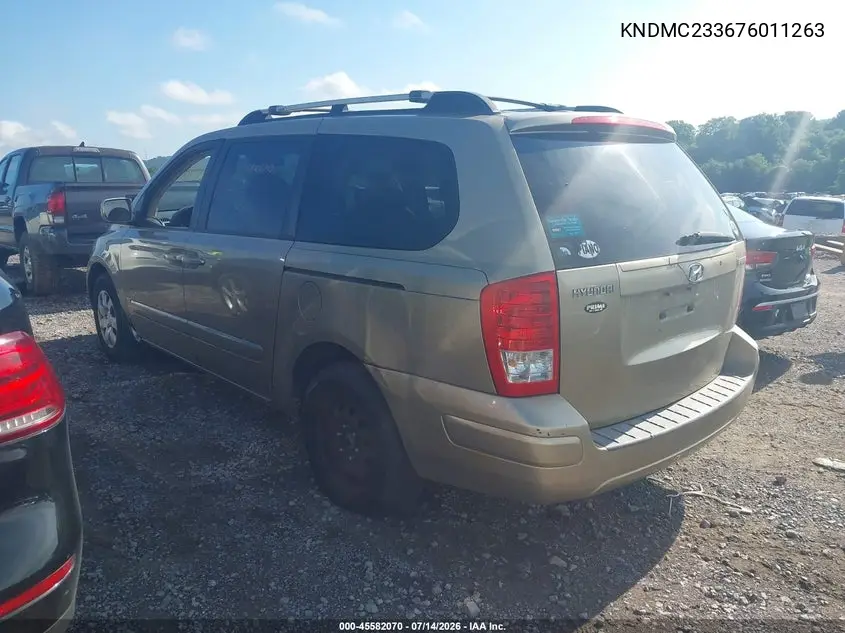 2007 Hyundai Entourage Gls/Limited/Se VIN: KNDMC233676011263 Lot: 45582070