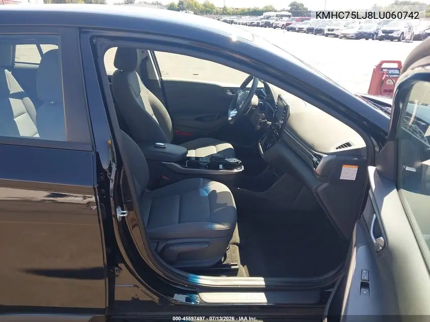 2020 Hyundai Ioniq Electric Se VIN: KMHC75LJ8LU060742 Lot: 45597497