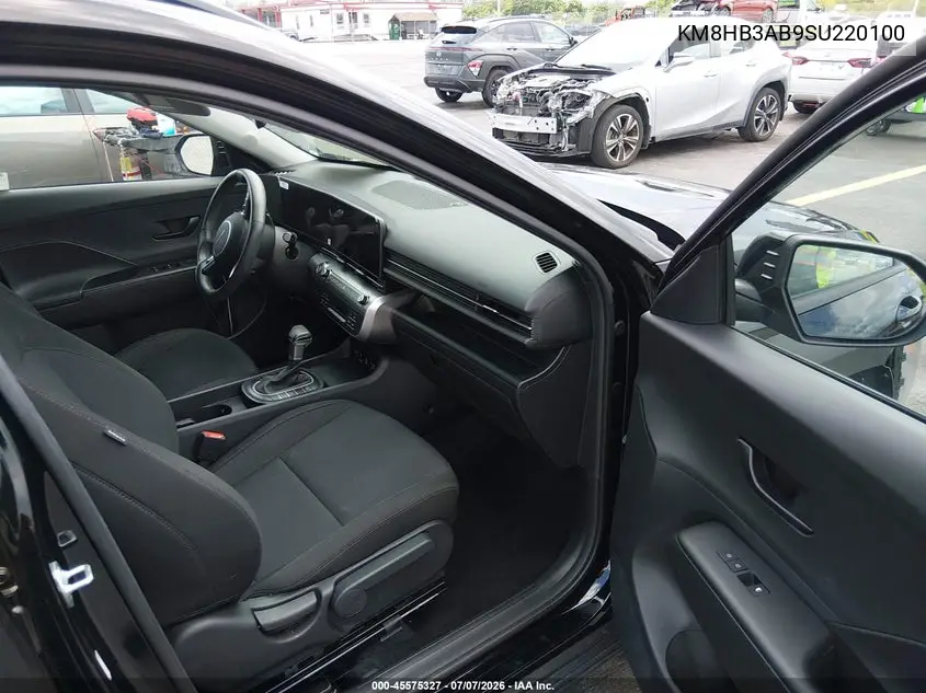 2025 Hyundai Kona Sel VIN: KM8HB3AB9SU220100 Lot: 45575327